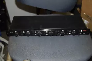 Xantech XSS26100W Selettore altoparlante due sorgenti 6 zone - montabile su rack - *LEGGI* - Foto 1 di 9