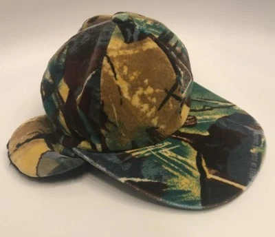 Boné/chapéu de beisebol de inverno Kenzo Urban camuflado verde lã feltrada aba de orelha ajustada muff - Imagem 1 de 4