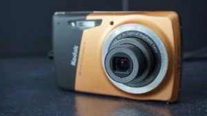 Kodak Easyshare M530 12.1 MP Digital Camera - Orange - Picture 1 of 9