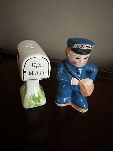 Vintage US Postal Worker Salt and Pepper Shakers(B1)