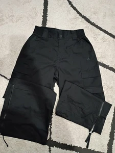 Nike Chicago Cargo Damenhose schwarz Small - Bild 1 von 11
