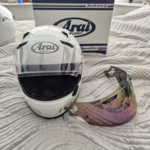 Arai Renegade V Helmet - Picture 1 of 7
