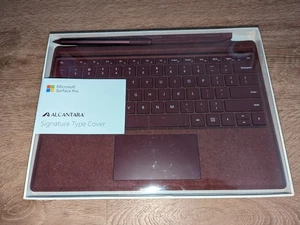 Microsoft Surface Pro Alcantara Signature Type Cover Model 1725  - Picture 1 of 4