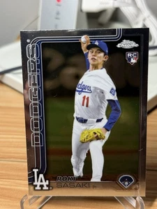 Topps 2025 cromo ROKI SASAKI novato radiocontrol Dodgers - Imagen 1 de 2