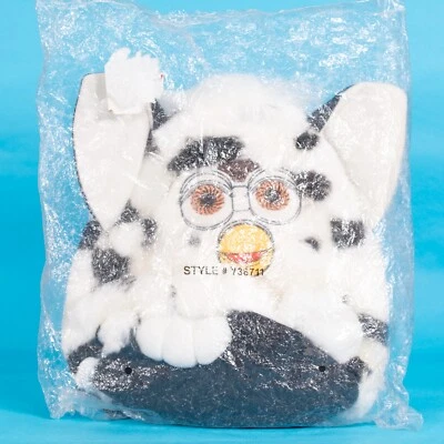 Hasbro Tiger Electronics original 1999 Furby Plush Backpack 12 inch - Image 1 of 2