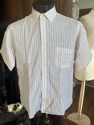 John Weitz 男式纽扣正装衬衫红色蓝色条纹 17 大号短袖 — 第 1/4 张图片