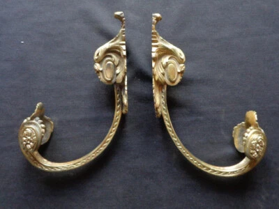 patères rideaux anciens baroques style Louis XIV - Photo 1/4