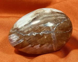 Stone Agate with some Quartz?, Egg, 67x48mm, 211g - Picture 1 of 5
