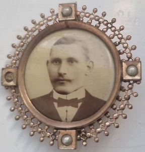 Vintage Brosche mit Perlen Foto Bild Antikschmuck True Vintage Schmuck antik - Bild 1 von 2