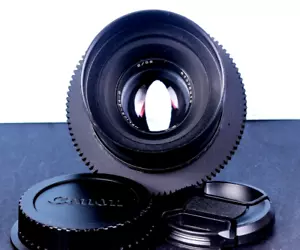 HELIOS 44-2 2/58 mm sowjetisches Objektiv Cine Mod, ANAMORPH BOKEH FLARE Canon EF Halterung - Bild 1 von 19
