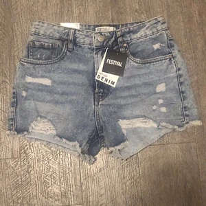 REFUGE Festival Womens Size 5 High Rise Cutoff Denim Jean Shorts - New W/Tags - Picture 1 of 10