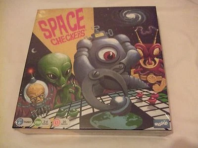 New Space Checkers Board Game 2012. - Image 1 of 4