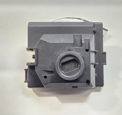 2015-2018 MERCEDES C300 W205 FRONT IGNITION LOCK CYLINDER SWITCH MODULE OEM - Image 1 of 4