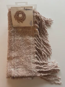 I am Brand zartrosa Infinity Schal, 67" x 13,8", neu - Bild 1 von 5