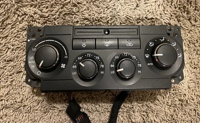 Cargador Magnum 2005-2010 control de CA panel de climatización ventilador velocidad aire acondicionado automático Foto 1 de 4