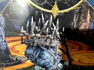 Fallen Sigmar Statue Head Warhammer Warcry Terrain on sprue - Foto 1 di 2