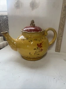 Bienvenue Demdaco 2003 Yellow & Red French Country Tea Pot With Matching Tea Cup - Picture 1 of 5