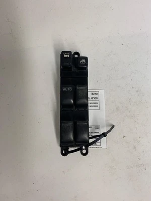 00 01 02 03 04 05 06 Interruptor Ventana Puerta Delantero Nissan Sentra Foto 1 de 2