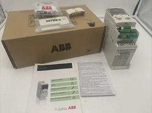 ABB ACS310-03U-19A4-4+J400 AC DRIVE - Imagen 1 de 7