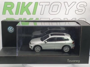 Volksvagen Touareg 1/43 Argento - Foto 1 di 3