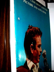 JOHNNY CASH SHOW SOUVENIR PICTURE AND SONG BOOK - Picture 1 of 1
