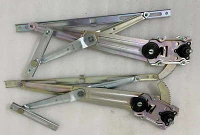 PAR DE MANIVELA REGULADOR VENTANA SUZUKI SJ413 SJ410 IZQUIERDA Y DERECHA SAMURAI JIMNY SIERRA Foto 1 de 4