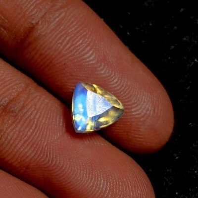 Rainbow AA+ Quality Natural Moonstone Faceted Stone Beautiful 1.60cts - Image 1 of 4
