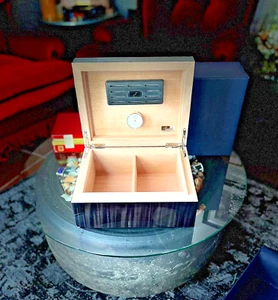 Gentili High End Humidor, schwarz hochglänzend, High End, 50 Zigarren, NEU, TOP - Bild 1 von 11