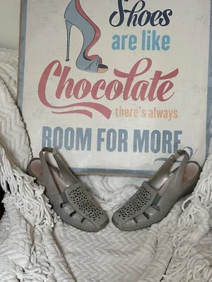 Sandalias Rieker de cuero azul claro Mary Jane recortadas para mujer talla 39 EU 8 EE. UU. Foto 1 de 4