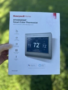 Honeywell Home RTH9585WF Smart Color Thermostat, WiFi & Custom Color Background - Picture 1 of 7