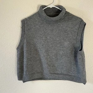 Dazy Knit Mock Sweater Vest Women’s Large Gray Contemporary Preppy Academia - Picture 1 of 9