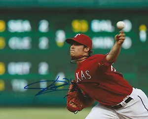 **GFA Anaheim Angels *C.J. WILSON* Signed 8x10 Photo COA** - Picture 1 of 1
