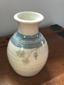 Estate Artist Signed Small Cream with Blue & Tan Stripe & Dainty White Flower w  - Picture 1 of 7