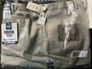 Dockers Mens Big&Tall Classic Fit Sig Khaki Lux Cotton Stretch Pant, Cloud,58X32 - Picture 1 of 12
