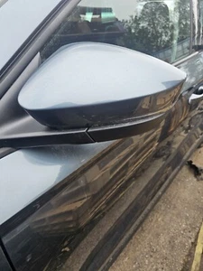 SKODA KAROQ BEIFAHRERSEITE TÜRSPIEGEL ELEKTRISCH ANKLAPPBAR TYP MIT BLINKER  - Bild 1 von 3