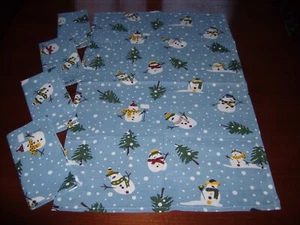 Juego de 5 piezas de servilletas para muñecos de nieve, pinos 16X16" y Tablerunner 18X28" nuevo sin etiquetas regalo - Imagen 1 de 8