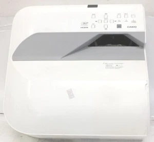 Under 6000 Hours * Casio XJ-UT311WN Projector * Ultra Short Throw WXGA - Bild 1 von 8
