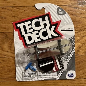 Mazo tecnológico Maxallure 2021 raro modelo Deandre Thebpanya cromado envío rápido - Imagen 1 de 2