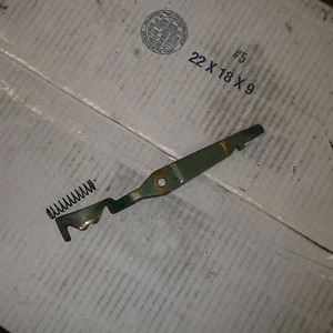 Evinrude Johnson Outboard Motor Shift Lock Lever Spring 303921 302587 10hp 1955 - Picture 1 of 2