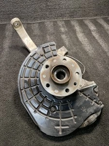 2014 Maserati Ghibli Front Right Spindle Knuckle Wheel Hub OEM 62k - Picture 1 of 15