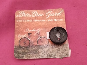 LUNCHI DUST CAP BIKE BLACK NOIR CACHE POUSSIERE PEDALIER VELO BMX OLD SCHOOL - Picture 1 of 7