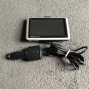 Garmin nüvi 1300 GPS 4,3" Touchscreen Auto Navigationssystem - FUNKTIONIERT SCHLECHT BATT - Bild 1 von 11