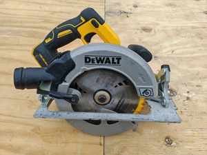 Dewalt DCS570N-XJ 18V XR 184mm Brushless Circular Saw Body Only - Picture 1 of 6