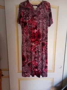 White Stag Womens Chetah Pink And Black Dress Large Stretchable Shortsleeve - Picture 1 of 12