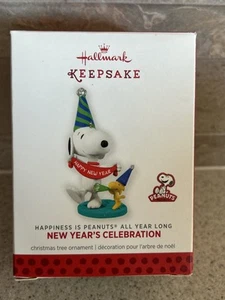 Hallmark New Years Celebration Ornament Snoopy Dog Woodstock Peanuts Series - Picture 1 of 1