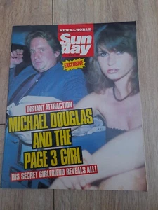 MICHEAL DOUGLAS Sun day News Of The World Magazine June 5th 1988 Page 3 Girl - Bild 1 von 7