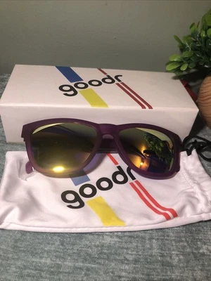 Gafas de sol polarizadas Goodr Tigers Throwin Shade nuevas en caja púrpura dorado ESPEJO NUEVO Foto 1 de 4