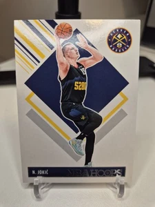 Nikola Jokic - TRIBUTE - 2024-25 Panini Hoops - NBA - Basketball - Bild 1 von 1