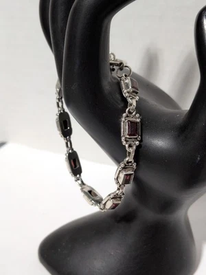 VINTAGE STERLING SILVER RED GARNET UNIQUE LINK 7 INCH BRACELET 12.7 GRAMS 925 - Image 1 of 4
