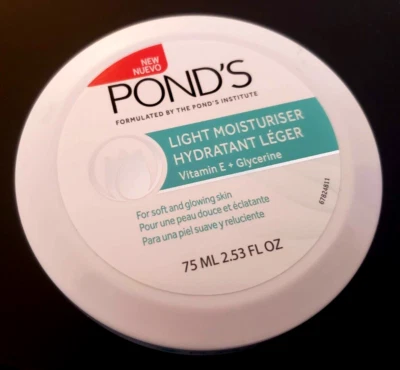 Pond's Light Moisturizer Cream With Vitamin E + Glycerine, 2.53 fl oz/75 ml - Image 1 of 2